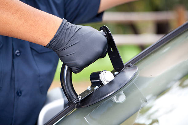 cheap auto glass repair near me