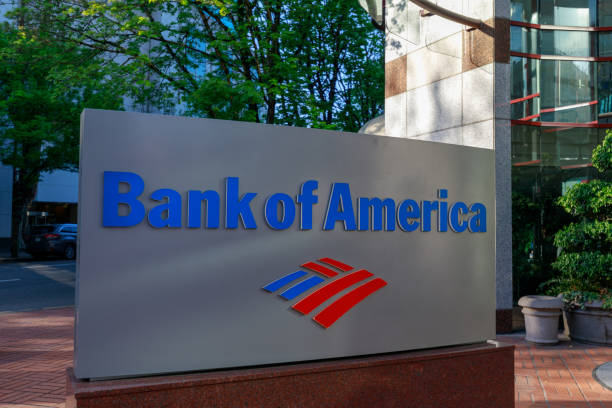 Bank of America in downtown Portland Portland, Oregon, USA - April 27, 2018 : Bank of America in downtown Portland bank of america stock pictures, royalty-free photos & images