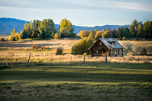 Barn On A Farm In The Utah Mountain Range Stock Photo Download