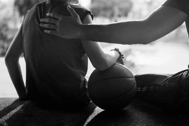 basketbal speler atleet oefening sport stadion concept - basketball player back stockfoto's en -beelden