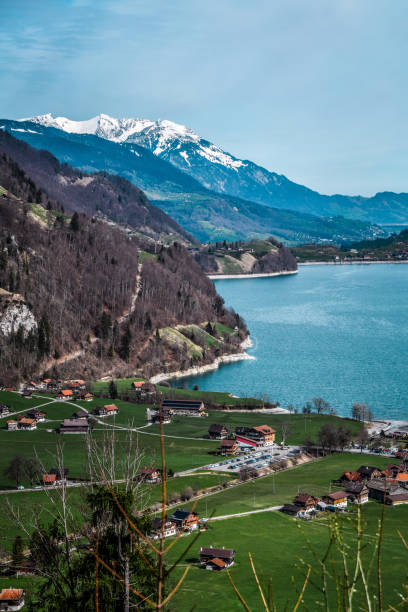 Beautiful Lungern Lake, Switzerland Beautiful Lungern Lake, Switzerland lungern village switzerland lake stock pictures, royalty-free photos & images