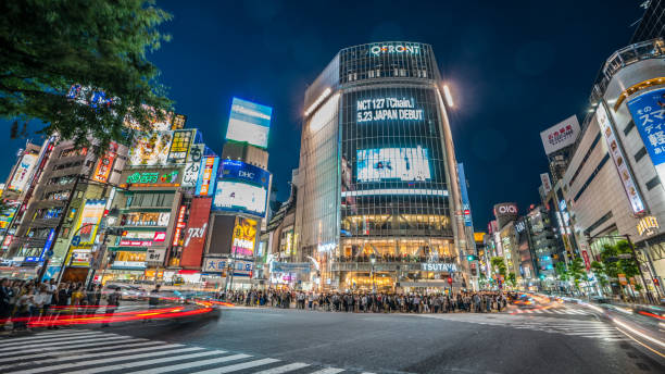 夜の美しい渋谷 - 渋谷 ストックフォトと画像