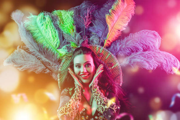 beautiful young woman in carnival peacock costume - cargo canarias imagens e fotografias de stock
