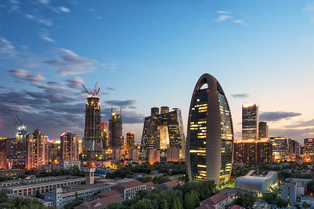 tramonto sullo skyline di cbd a pechino, notte  - beijing foto e immagini stock