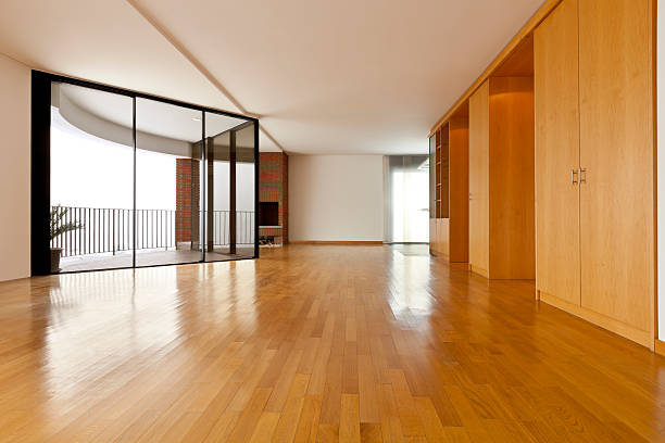 big empty room beautiful apartment, interior, big empty room bright hardwood stock pictures, royalty-free photos & images