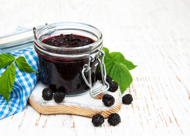 https://media.istockphoto.com/photos/blackberry-jam-and-fresh-blackberries-picture-id691452678?k=6&m=691452678&s=612x612&w=0&h=-h5uZWldEkqsHzD6HjlywD6XElfAr59T7Oi0CRsdd9E=