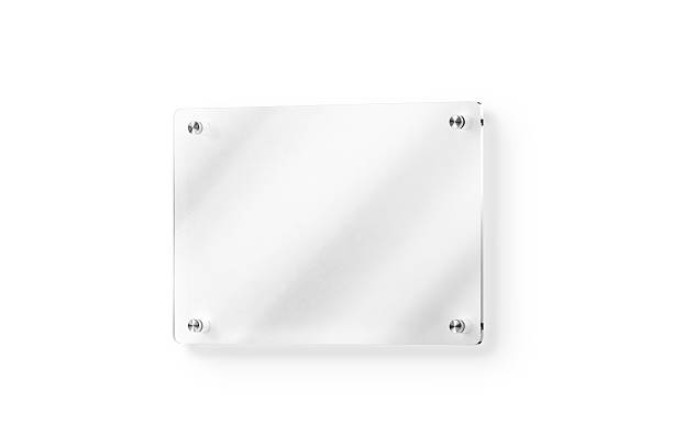 mockup a parete con nome in vetro bianco, percorso di ritaglio - plexiglass foto e immagini stock