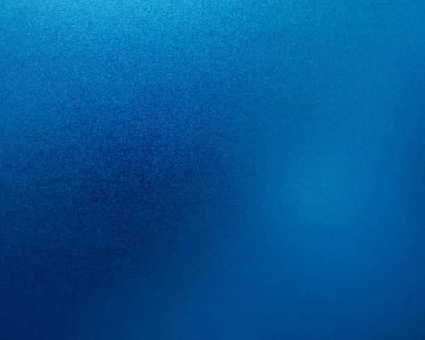 fond bleu abstrait sombre dégradé luxe lumineux lumière contexte site web modèle floue foncé avec motion bokeh et doux lisse pour affaires ou la technologie de bannière et propre vague - fond bleu marine photos et images de collection