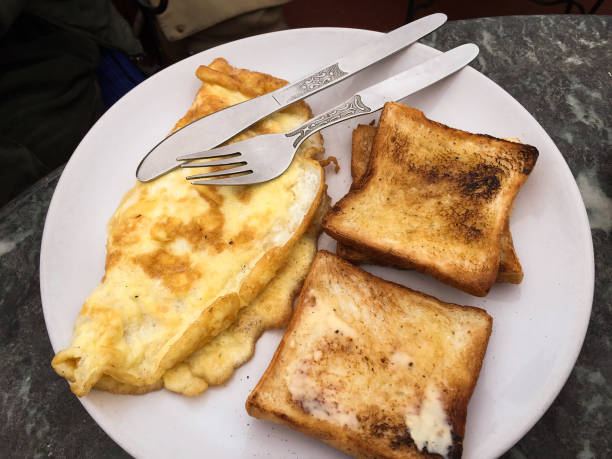 bread toast served with egg omelet as a pre-workout food