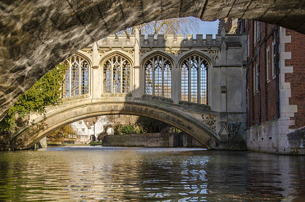 Bridge of the sighs, Cambridge. Bridge of the sighs in Cambridge, UK. isaac newton picture stock pictures, royalty-free photos & images