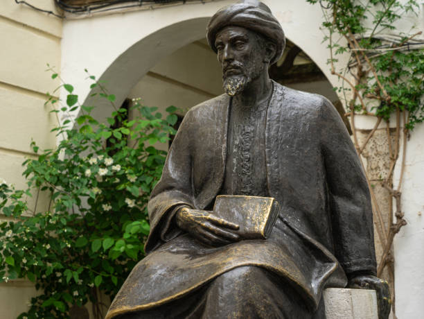 Bronze statue of Moshe Ben Maimon or Ben Maimonides. Bronze statue of Moshe Ben Maimon or Ben Maimonides, Jewish philosopher 1135-1204 in Cordoba in Spain. cordoba spain stock pictures, royalty-free photos & images