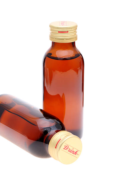 brown medicine bottles - två burkar piller bildbanksfoton och bilder