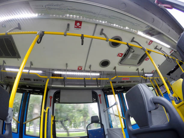 リオ ・ デ ・ ジャネイロに brt バス - バス高速輸送システム 写真 ストックフォトと画像