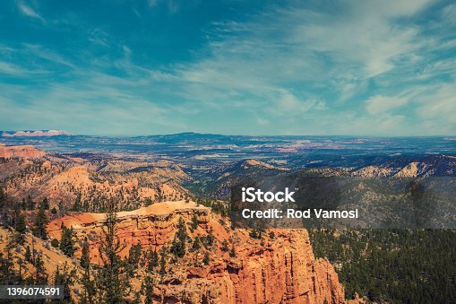 istock Bryce National Park - Farview Point 1396074591