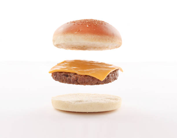 햄버거 레이어, 롤빵, 토스트 빵과 치즈 흰색 배경에 - 번 빵 뉴스 사진 이미지