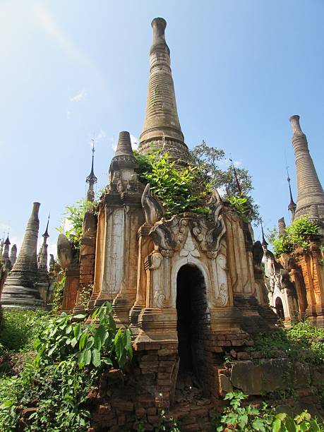 Burmesse Old Pagoda of Inle Lake stock photo