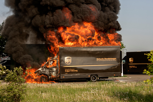 burning-ups-truck-picture-id506447800