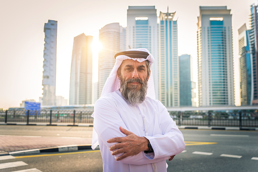 Dubai Business Man Intalnire)