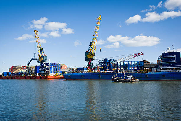 cable laying barges - sunderland 個照片及圖片檔