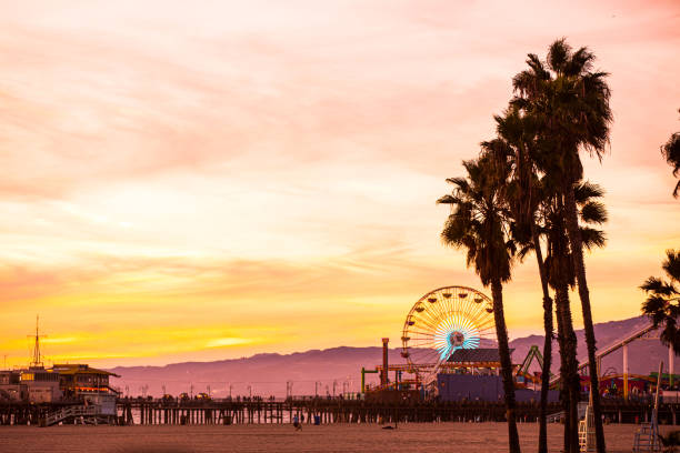 California beautiful sunset in Santa Monica - Los Angeles California beautiful sunset in Santa Monica - Los Angeles boardwalk stock pictures, royalty-free photos & images