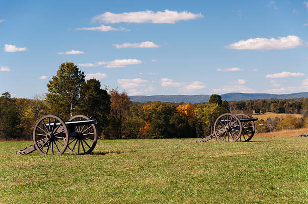 Cannons on the Manassas National Battlefield, Virginia  battlefield stock pictures, royalty-free photos & images