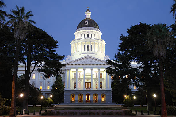 Capital Building At Night "State capital building in Sacramento, California." gchutka stock pictures, royalty-free photos & images