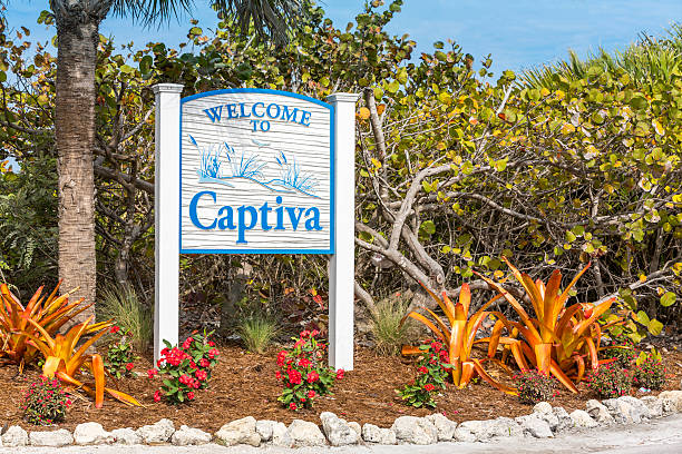 Captiva Island welcome sign in Florida Captiva Island welcome sign in South Florida naples florida beach photos stock pictures, royalty-free photos & images