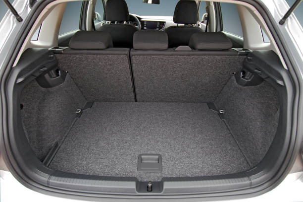 car trunk Empty trunk of the small passenger car car trunk photos stock pictures, royalty-free photos & images