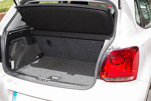 Car trunk Trunk open and clean car to enter luggage car trunk photos stock pictures, royalty-free photos & images