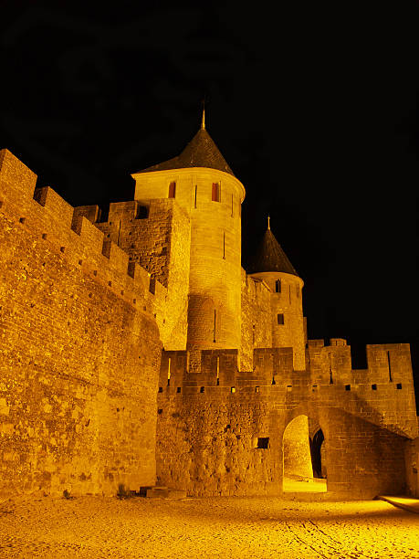carcassonne nocy - robin hood zdjęcia i obrazy z banku zdjęć