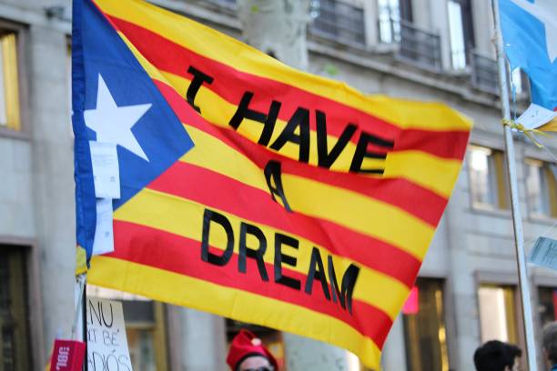símbolos catalanes independentistas - i have a dream fotografías e imágenes de stock