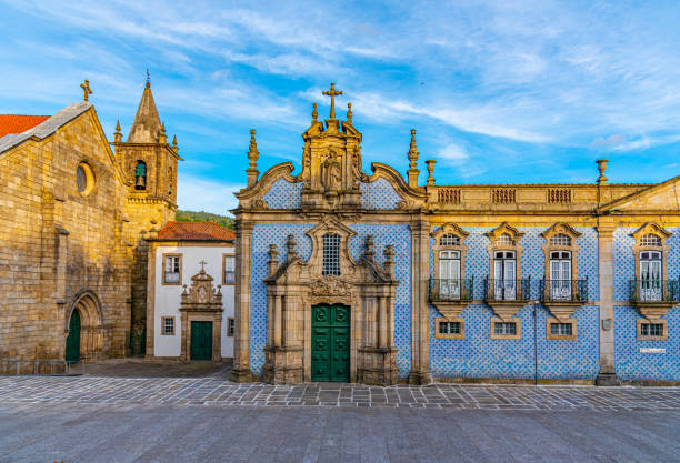 chapel of saint francis at guimaraes, portugal - guimarães imagens e fotografias de stock