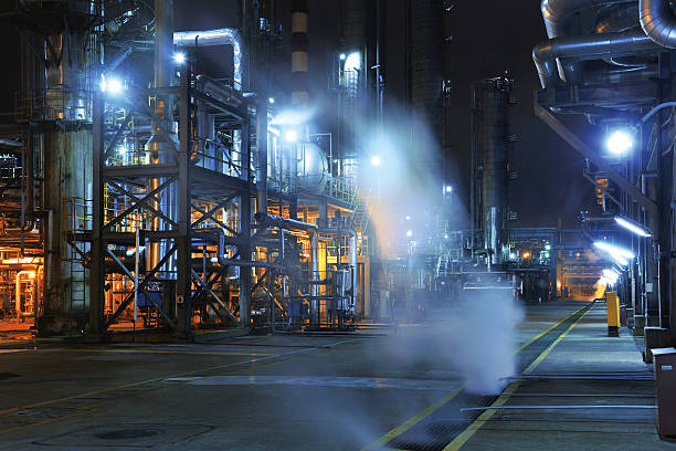 Chemical, Petrochemical & Oil Plant Chemical, petrochemical & oil plant in the night. oil refinery stock pictures, royalty-free photos & images