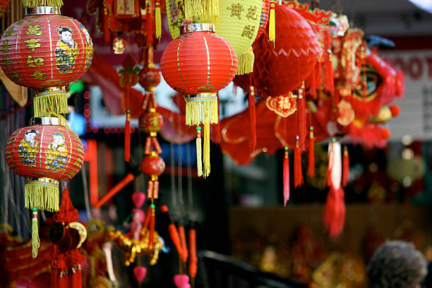 Chinatown market store Traditional lamps for sale in a Chinatown store chinatown stock pictures, royalty-free photos & images
