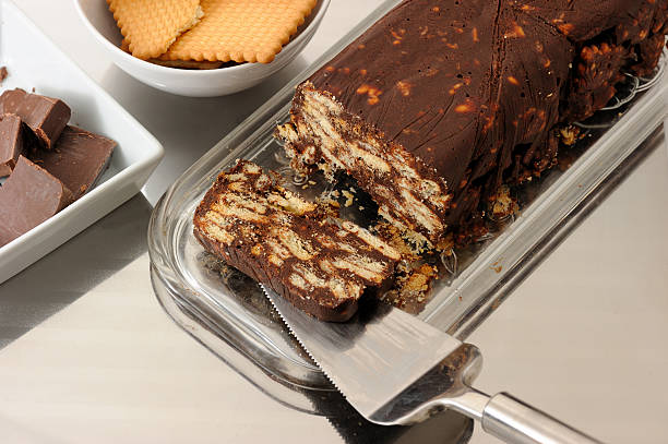 biscoito de chocolate bolo - bolo de bolacha imagens e fotografias de stock