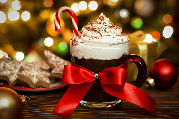 christmas hot chocolate - caffè mocha stockfoto's en -beelden