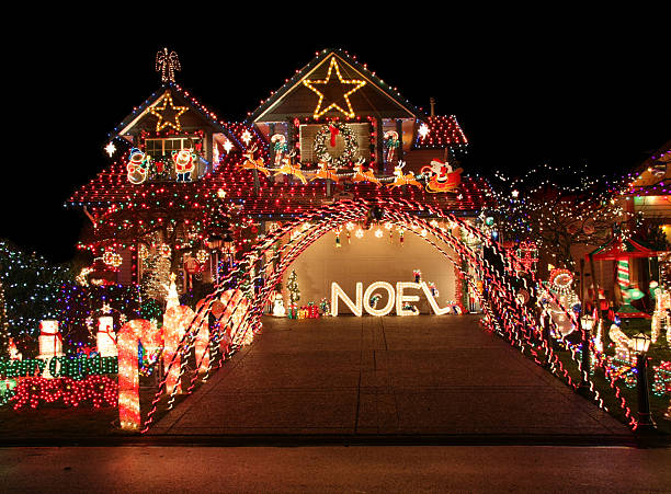 Christmas lights Beautiful Christmas light display. christmas lights house stock pictures, royalty-free photos & images