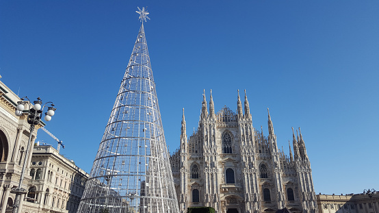 Christmas tree, Galleria Vittorio Emanuele II and Duomo Cathedral of Milan