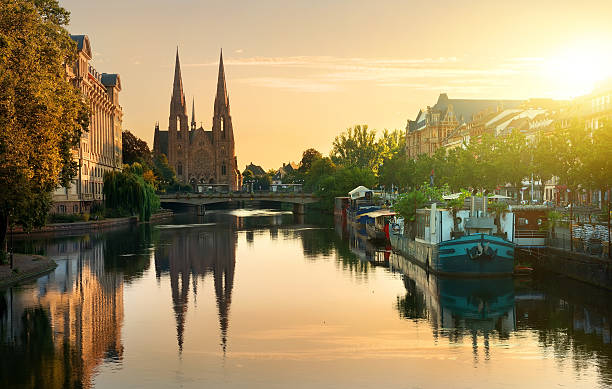 Church of Saint  Paul Reformed Church of St. Paul in Strasbourg at sunrise, France cathedral photos stock pictures, royalty-free photos & images