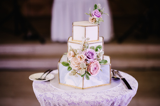 Metallic Marvel Wedding Cake