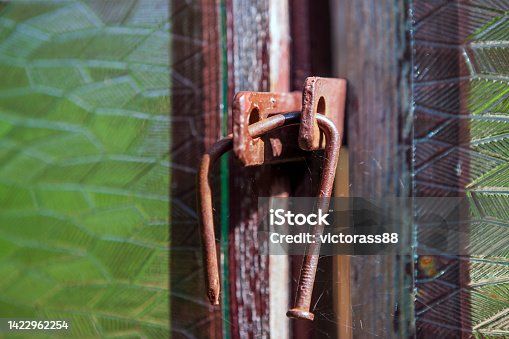 istock closed on a nail 1422962254
