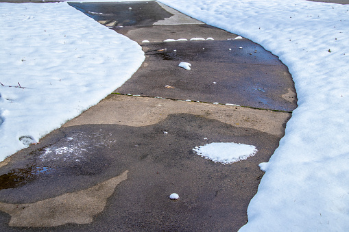 Which Concrete Driveway Sealer Should You Use?