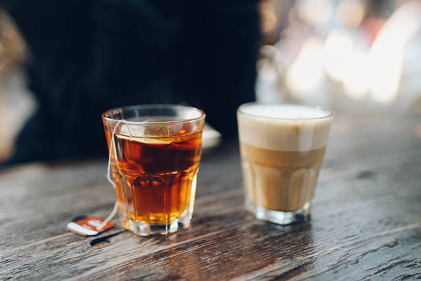 coffee and tea - thee stockfoto's en -beelden