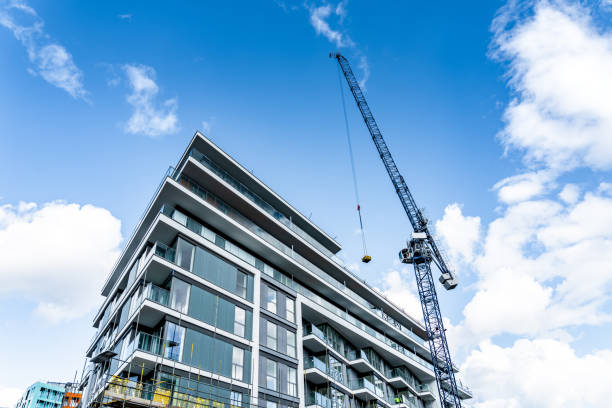construction site and development in london - bouwkunde stockfoto's en -beelden