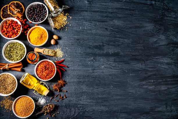 cooking and seasoning spices background. copy space - condimento temperos imagens e fotografias de stock