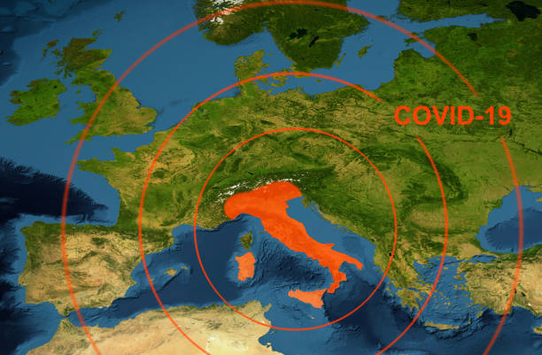 epidemia di coronavirus, parola covid-19 sulla mappa europea. nuova epidemia di coronavirus in italia, la diffusione del corona virus nel mondo. - italia foto e immagini stock