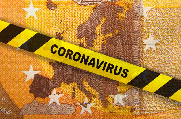 coronavirus quarantäne in europa. konzept. 50-euro-banknote mit eu-karte und gelbem klebeband. - eu währung stock-fotos und bilder