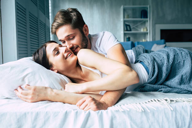 518 Goodnight Kiss And Couple Stock Photos, Pictures & Royalty-Free Images  - iStock