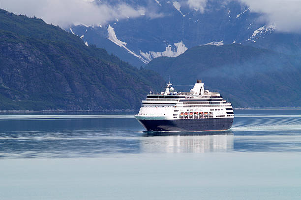Cruise Ship  alaska stock pictures, royalty-free photos & images
