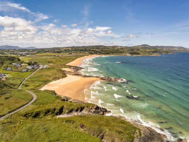 Culdaff Beach Aerial This is an aerial drone picture of Culdaff white sandy beach in Donegal Ireland wild atlantic way stock pictures, royalty-free photos & images